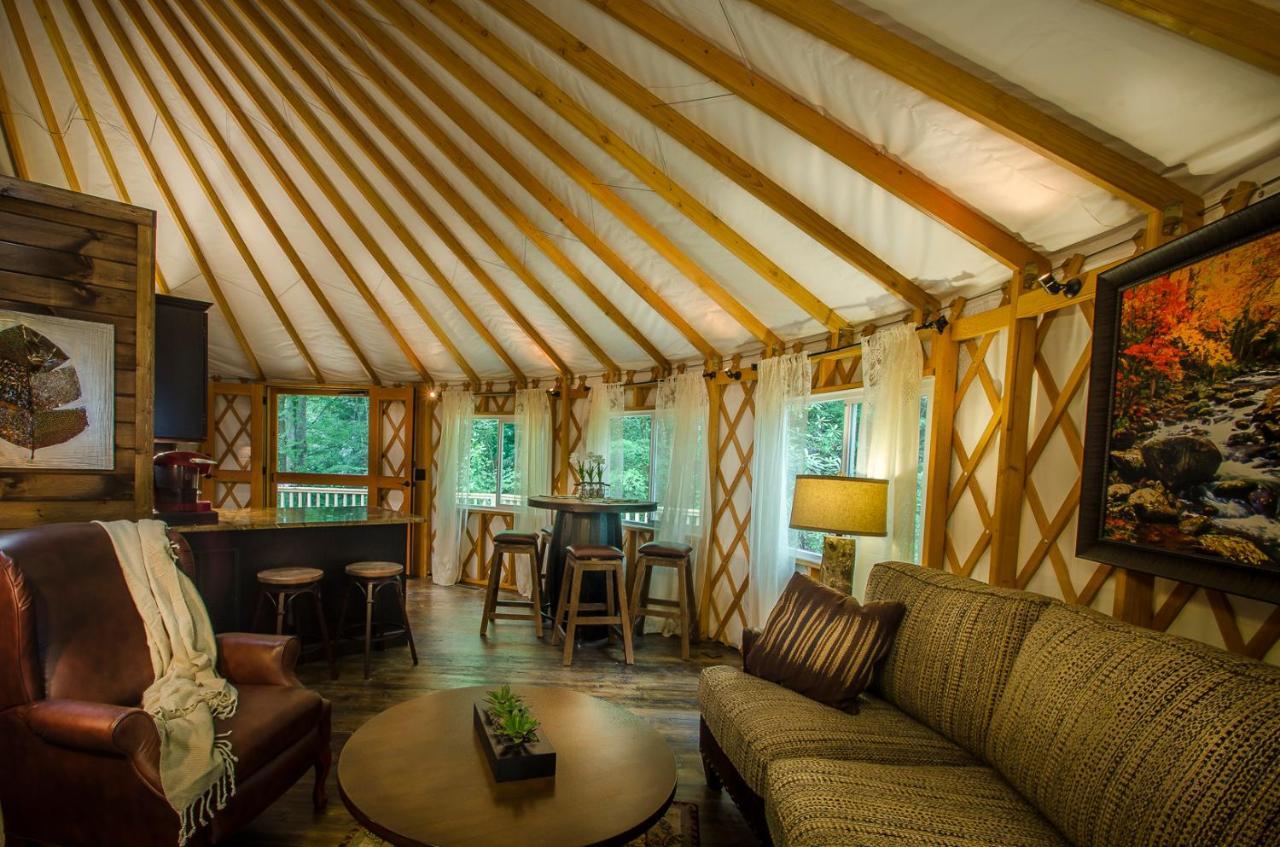 Spring Ridge Luxury Yurt - Creekside Glamping With Private Hot Tub Villa Topton Buitenkant foto